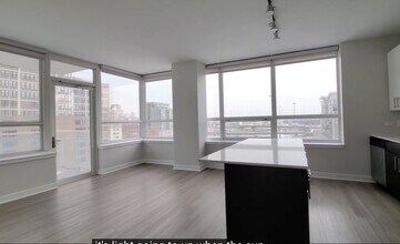 Building Photo - 787 W Adams St