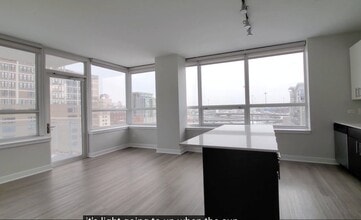Building Photo - 787 W Adams St