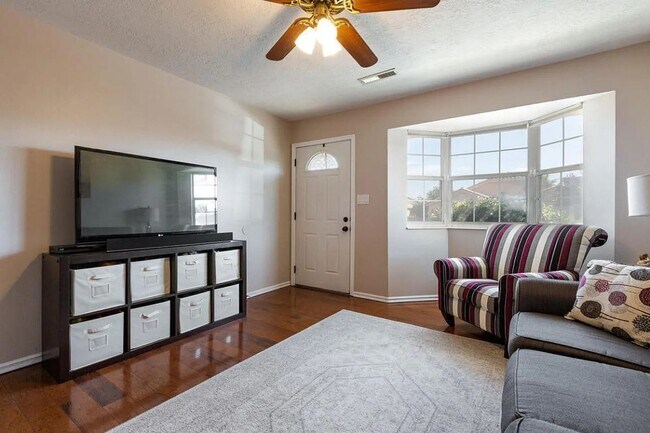 Foto del edificio - Easy Living! 3 Bedroom Home Condo in St. G...