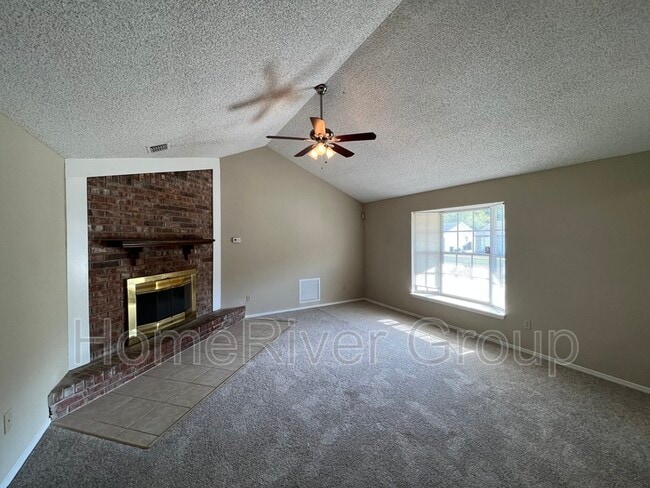 Foto del edificio - 2593 Spring Lake Rd W