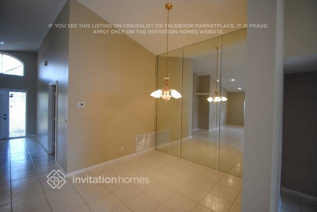 Foto del edificio - 12451 Pleasant Green Way