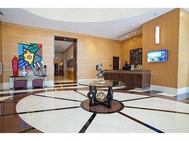 Foto del edificio - 253 NE 2nd St