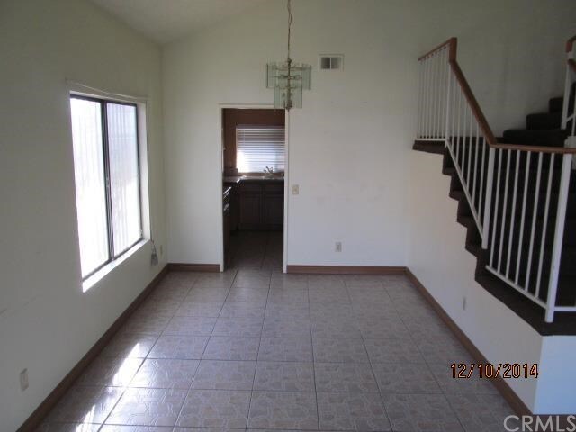 Building Photo - 17263 Lakeview Ct