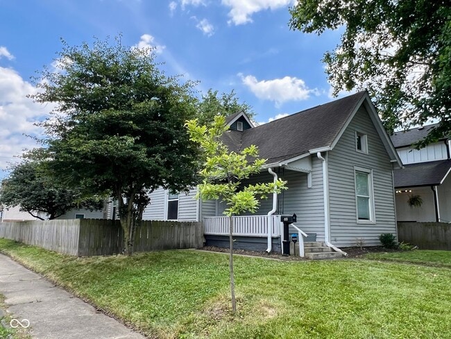 Building Photo - 853 N Temple Ave