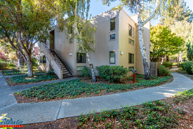 Foto del edificio - 928 Wright Ave