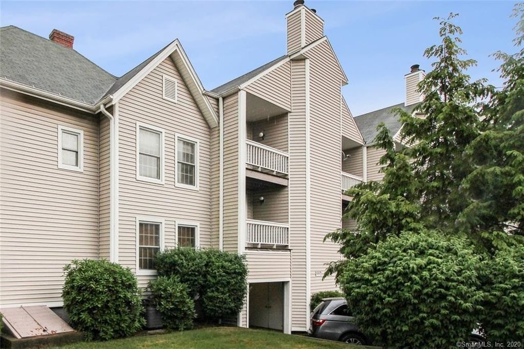 Foto principal - 126 S Highland St