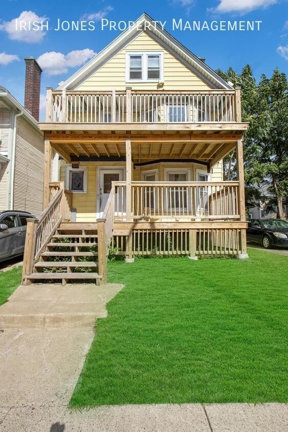 Primary Photo - 1705 Jefferson Ave