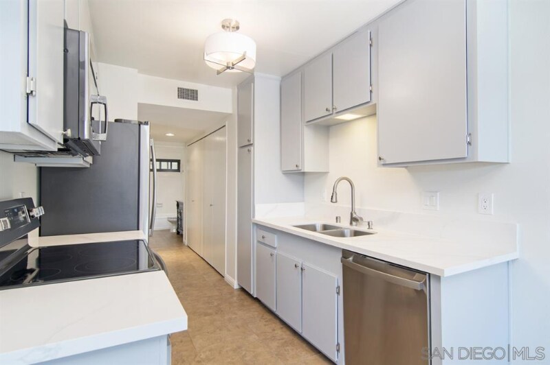 Foto principal - 3825 Leland St
