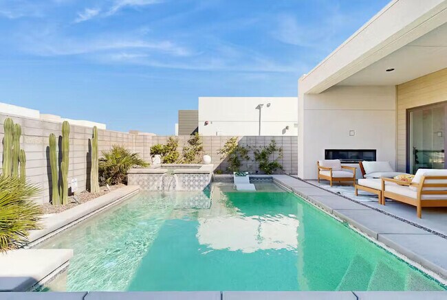 Foto del edificio - 3534 Ambassador Dr