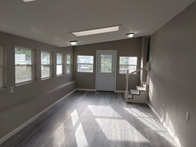 Building Photo - ROOM TO ROAM