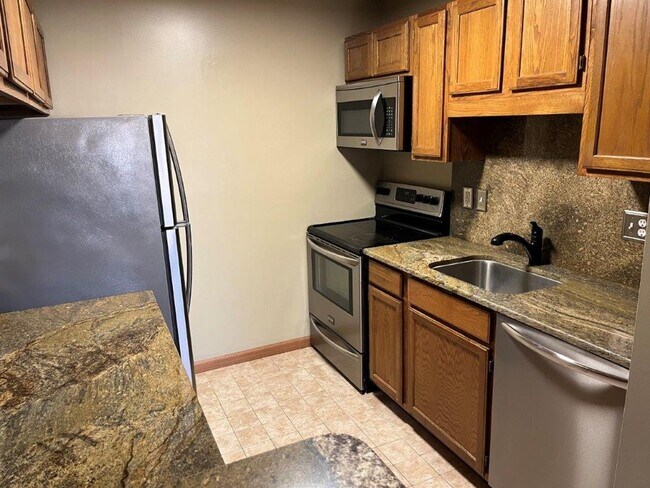 Foto del edificio - Lovely Wildwood Condo