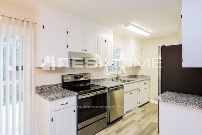 Foto del edificio - 104 Cannon Circle