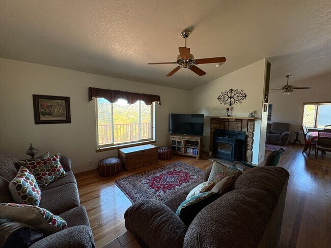 Foto del edificio - Furnished Dream in Stallion Springs