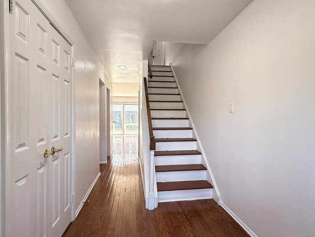 Photo - 1187 Heyward Rd (Chesterbrook, PA) Townhome