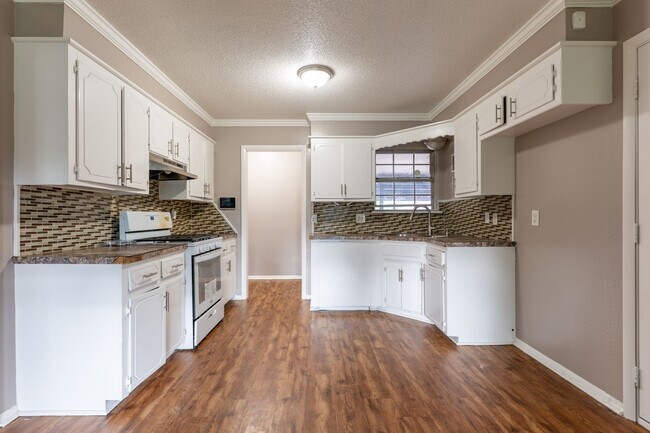 Foto del edificio - Charming 5 Bedroom House