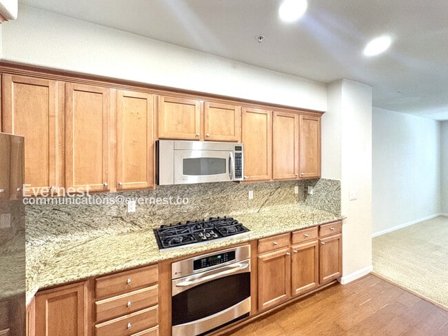 Building Photo - 3004 Maritime Way