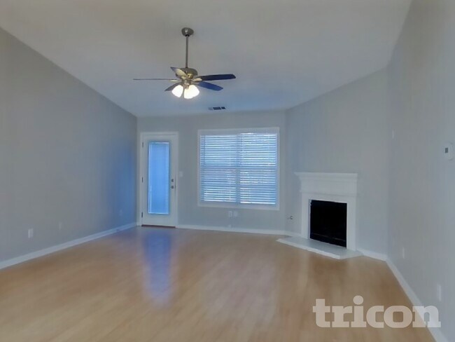 Building Photo - 2570 Harbins Mill Dr