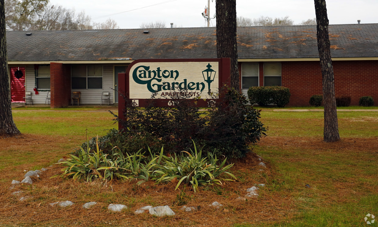 Building Photo - Canton Garden Apartments