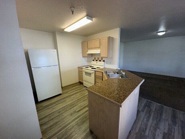 Foto del edificio - 122 Davis Ave