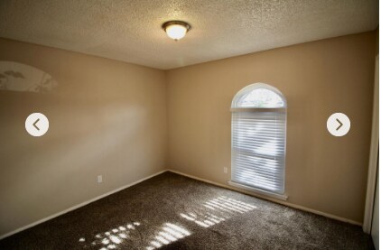 Building Photo - 6461 N Park Dr
