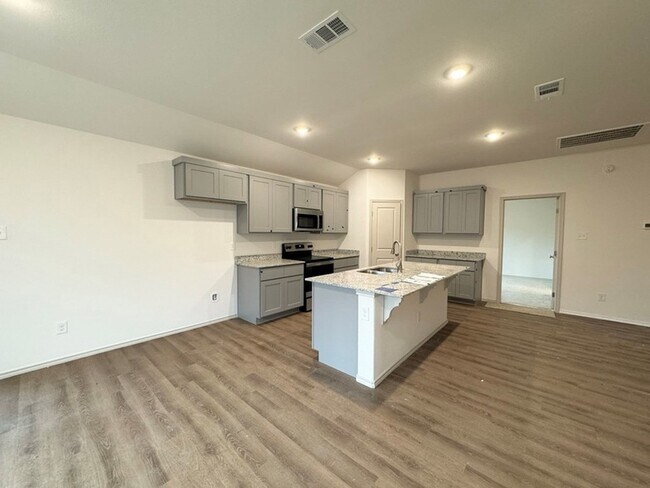 Foto del edificio - 2610 S County Rd