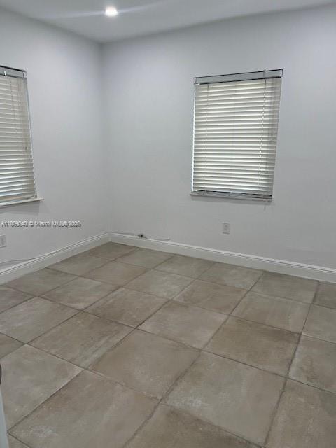 Foto del edificio - 2121 SW 14th Terrace