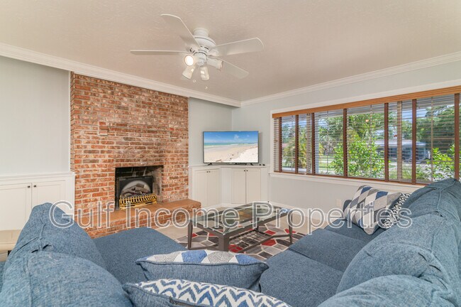 Foto del edificio - 2130 Pinehurst St