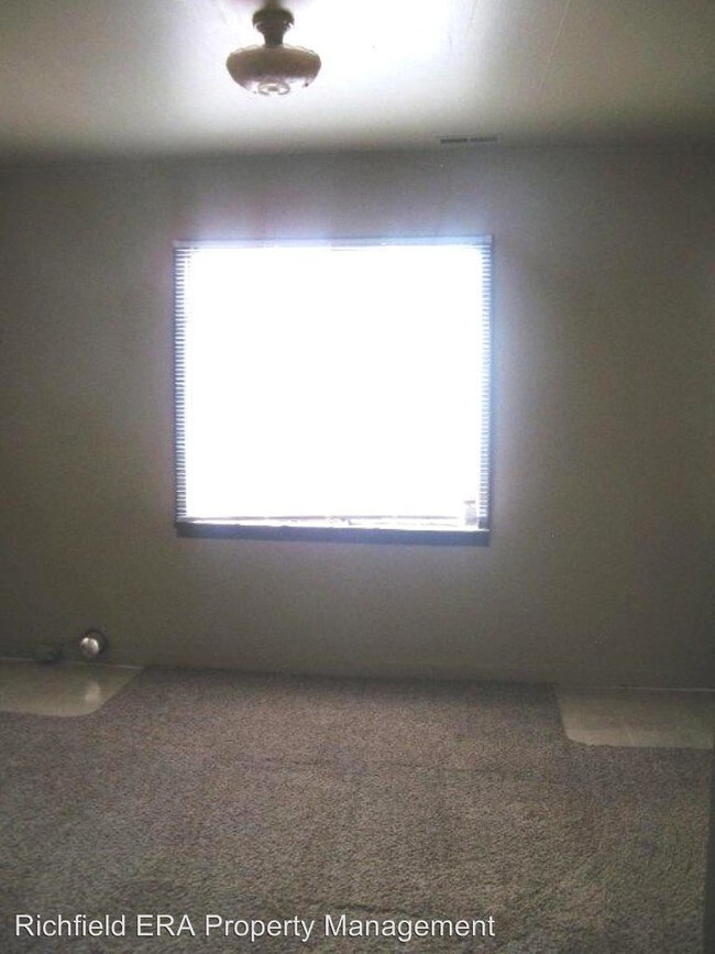 Foto del edificio - 52 W 100 S