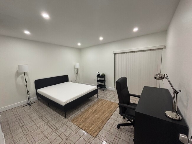 Foto del edificio - 703 SW 100th Court Cir