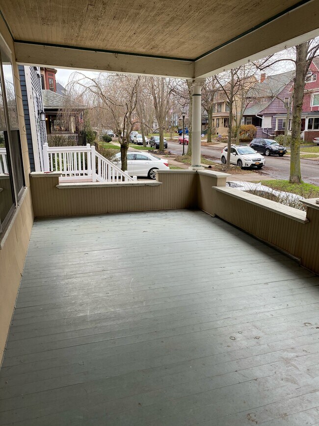 Foto del edificio - 423 Ashland Ave
