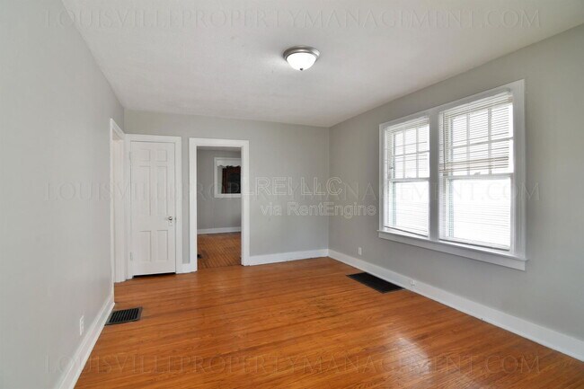 Foto del edificio - 1403 Sale Ave
