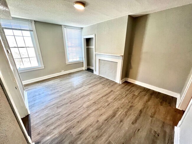 Foto del edificio - 2212 Calumet St