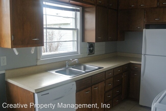 Building Photo - 2 br, 1 bath House - 620 17th St NW