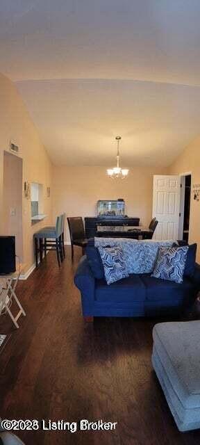Foto del edificio - 3312 Colonial Manor Cir