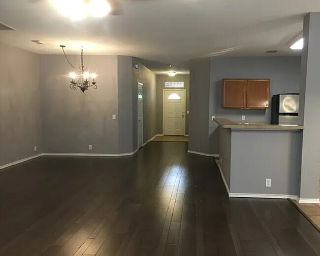 Foto del edificio - 15831 Beaufort Blvd