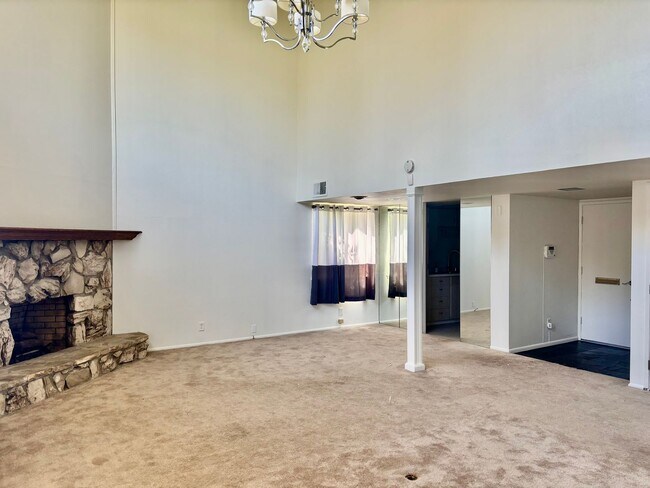 Foto del edificio - Bright & Airy 3-Bedroom Condo in Prime Mor...