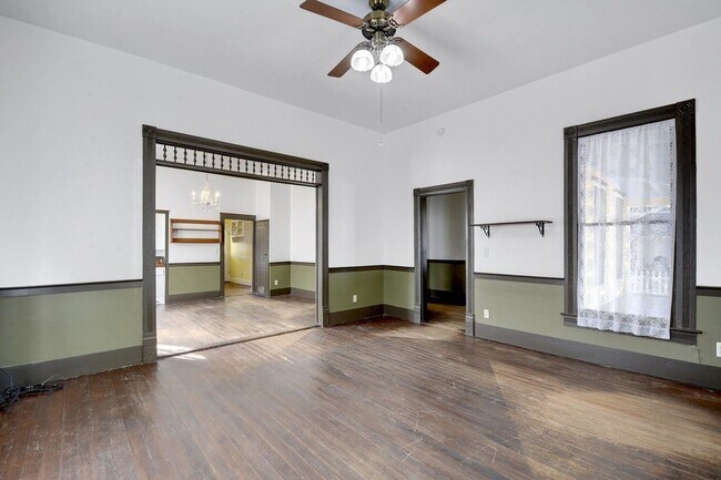 Foto del edificio - 304 Olive St