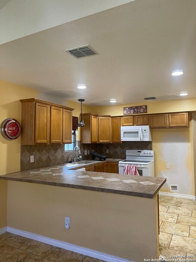 Foto del edificio - 10242 Basin Field Dr