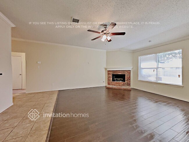 Foto del edificio - 1001 Ridgecrest Dr