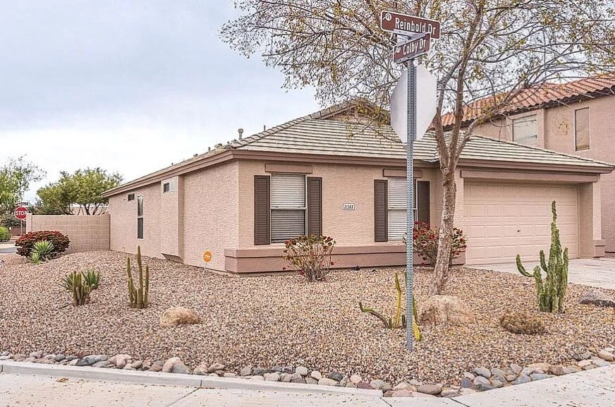 Primary Photo - 21368 Reinbold Dr