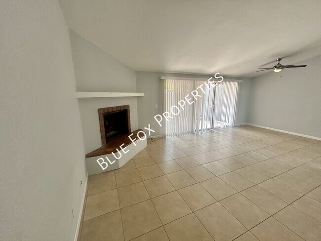 Foto del edificio - 3456 N Richland Dr