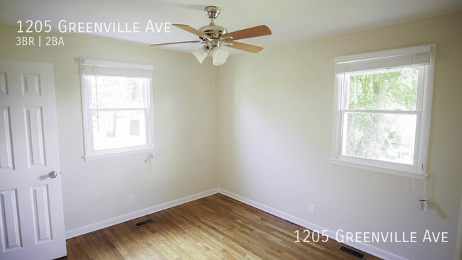 Building Photo - HUGE 3BD near VCU!