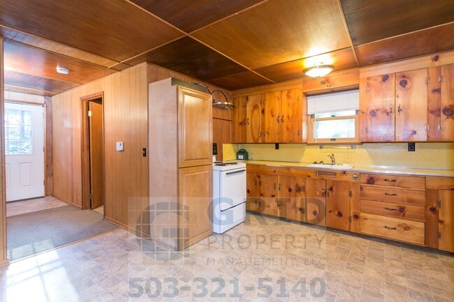 Foto del edificio - Rustic Riverfront Cottage Available For Rent! - Battle Ground, WA