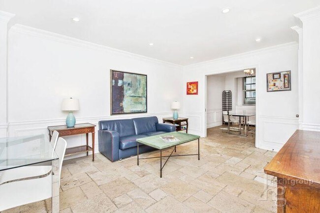 Foto del edificio - 444 E 57th St