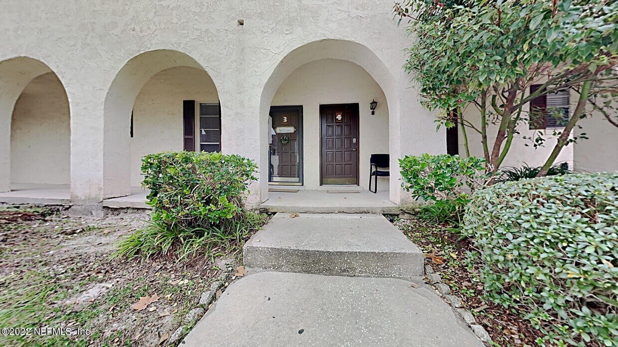 Primary Photo - 1649 El Prado Rd