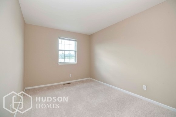 Building Photo - AVAILABLE NOW! -  1431 Presidential Dr, Wh...