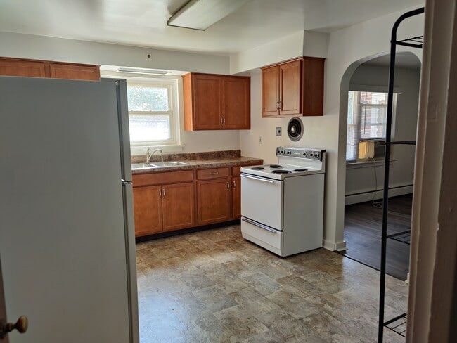 Building Photo - 4 S 21st St