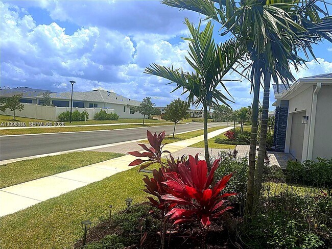 Foto del edificio - 10503 SW Orana Dr