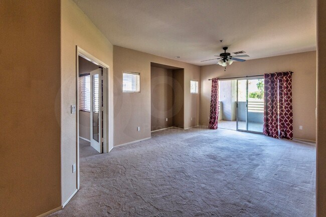 Foto del edificio - 7401 W Arrowhead Clubhouse Dr