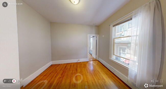 Foto del edificio - 61 Dana St